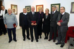 Emlékérem
                                        