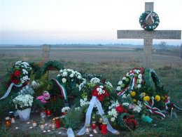 2010. október 31. Évről évre új kereszt. Én istenem miért tűröd ezt?